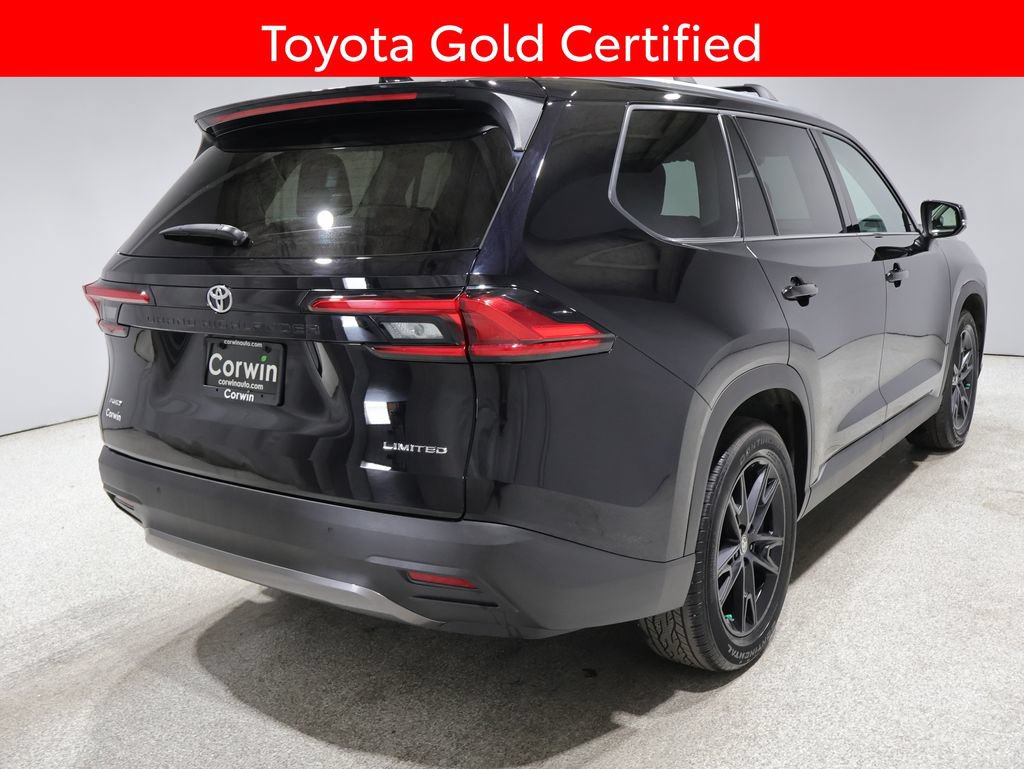 Certified 2024 Toyota Grand Highlander AWD image 2