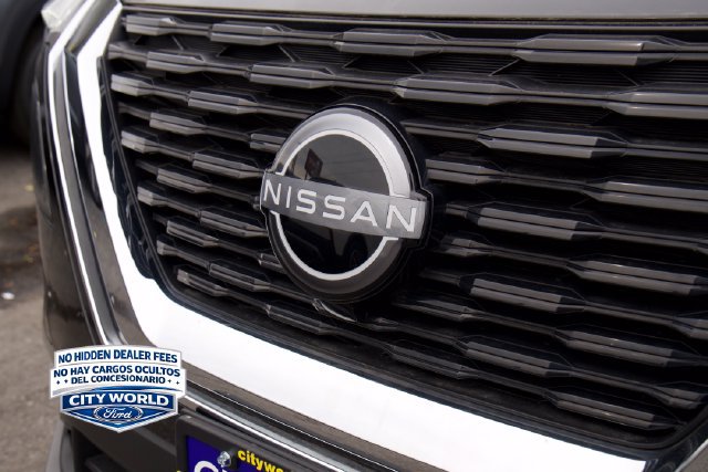 Used 2023 Nissan Rogue SV AWD/4WD image 9