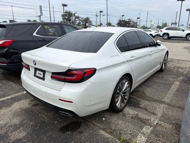 Used 2021 BMW 530i xDrive w/ Premium Package AWD/4WD image 4