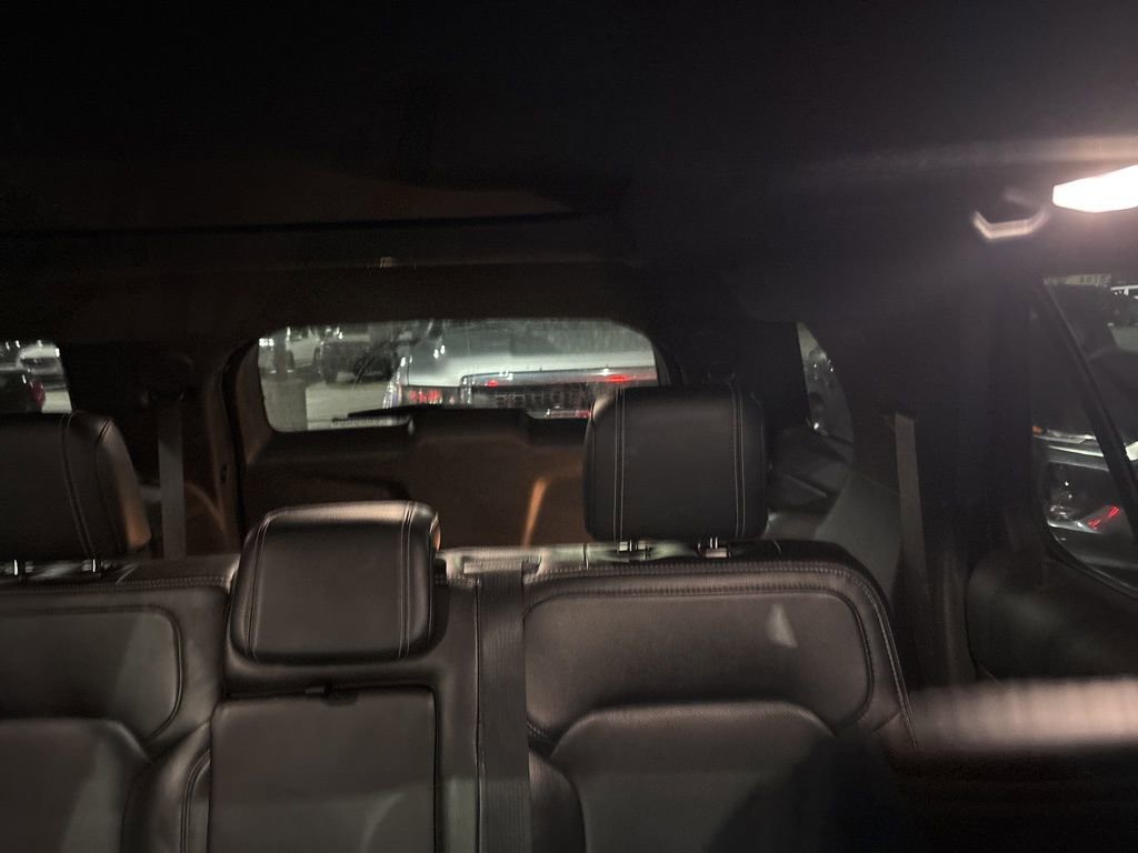 Used 2018 Ford Explorer Limited image 11