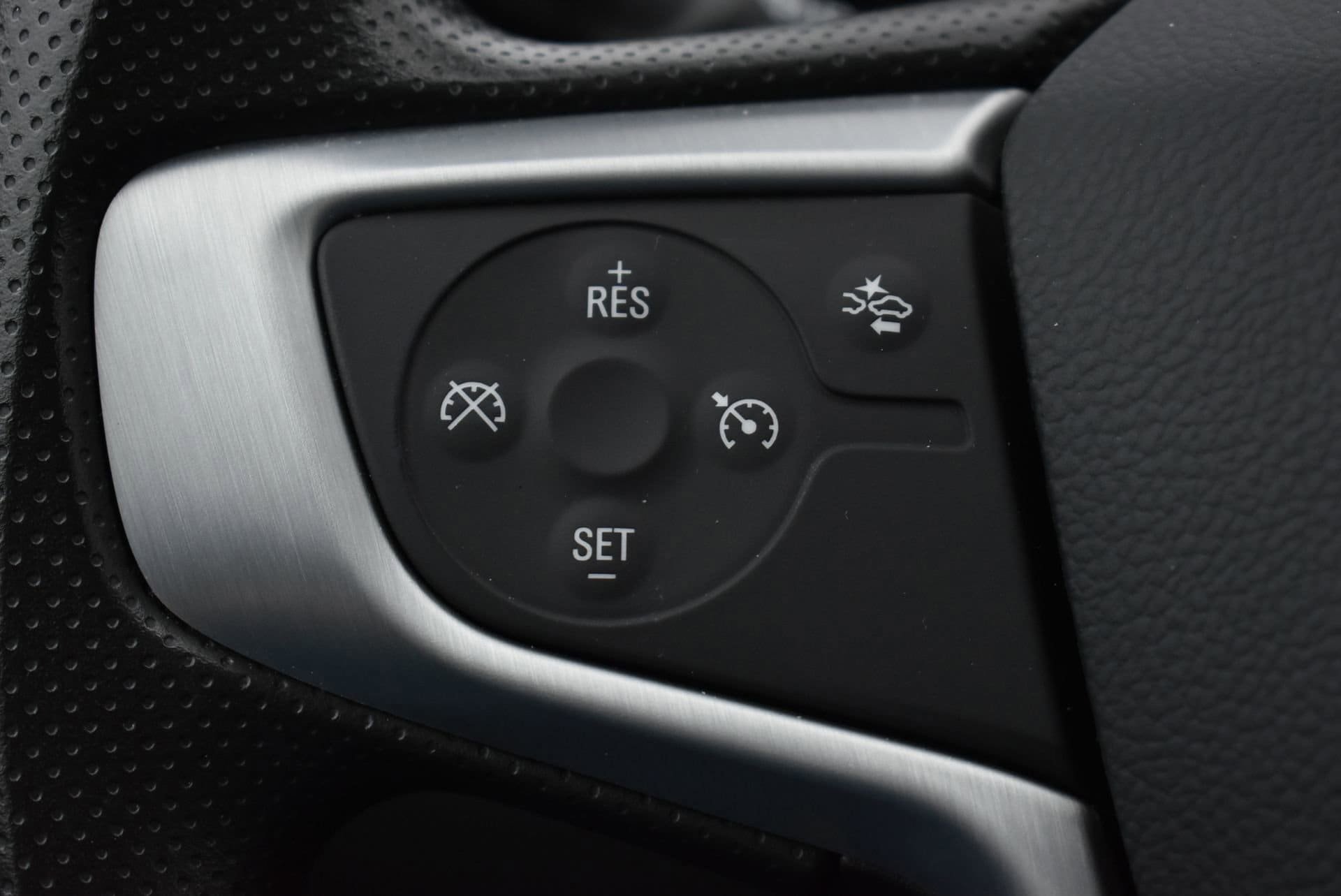 Used 2023 GMC Terrain SLE w/ Driver Convenience Package FWD image 20