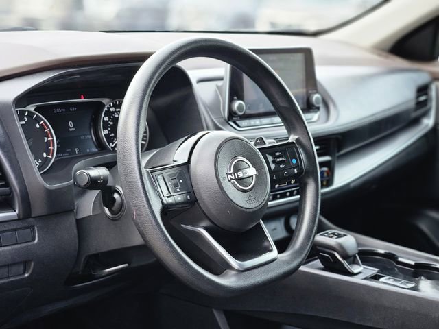 Certified 2023 Nissan Rogue SV image 12