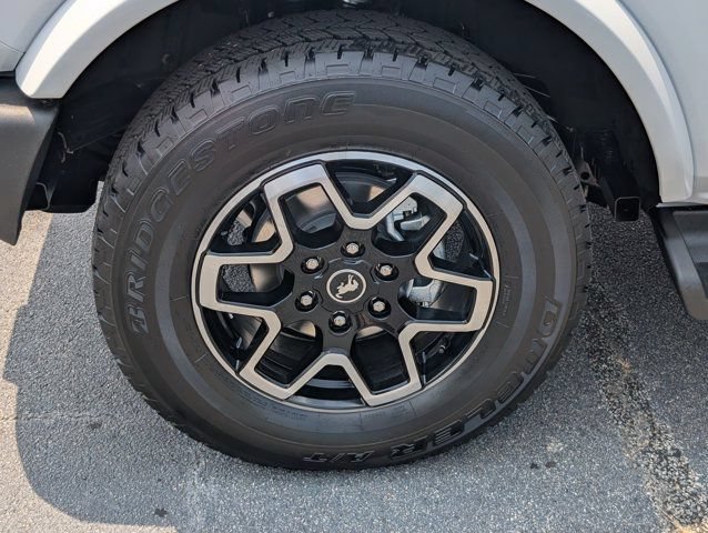New 2026 Ford Bronco Outer Banks AWD/4WD image 13