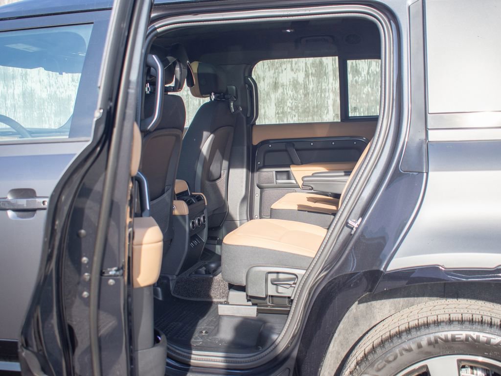 New 2026 Land Rover Defender 130 V8 image 20