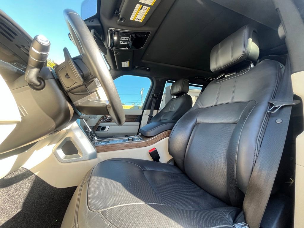 Used 2019 Land Rover Range Rover Long Wheelbase Supercharged AWD/4WD image 4