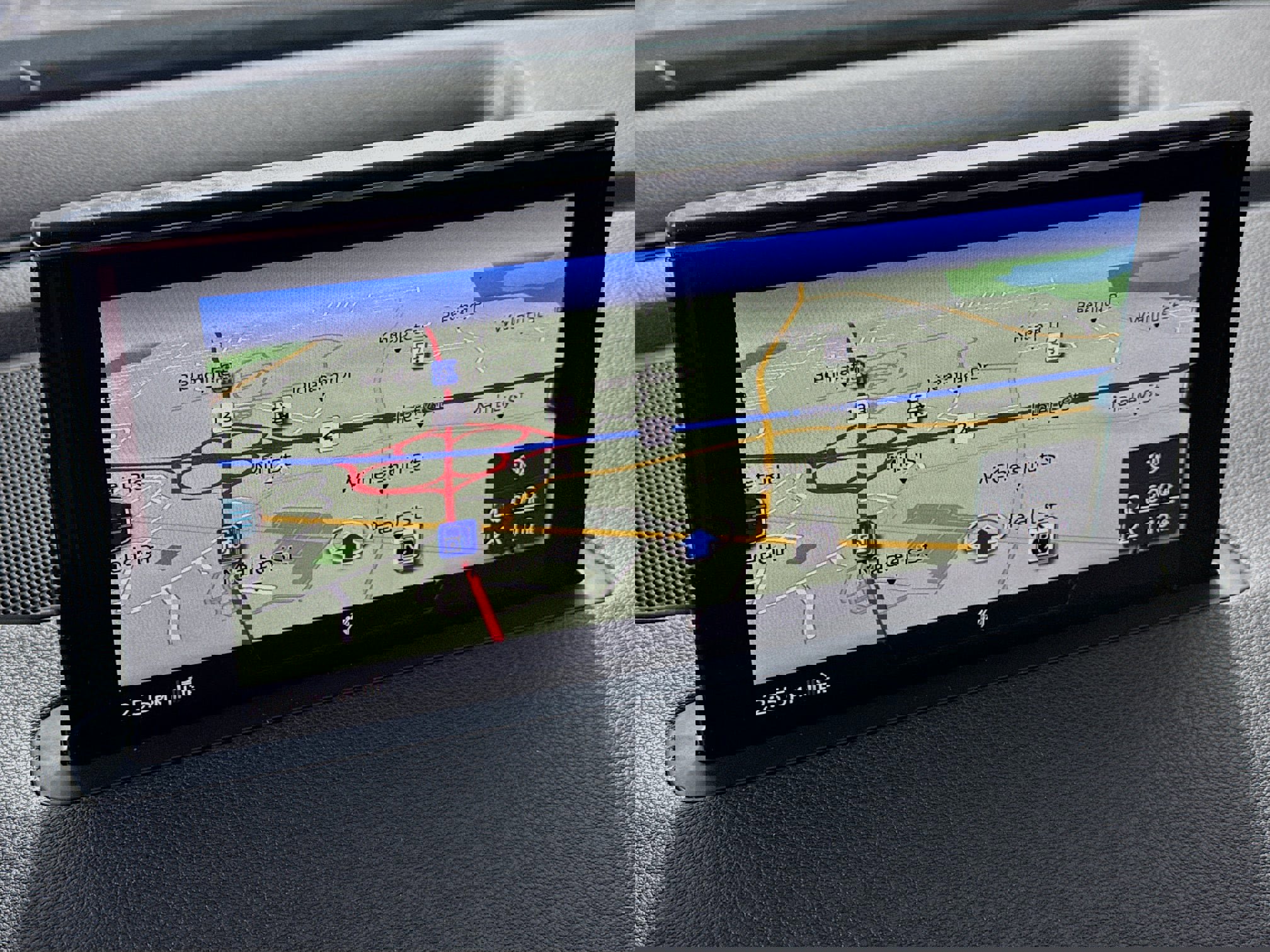 Used 2019 Audi Q7 3.0T Premium Plus w/ Premium Plus Package image 2