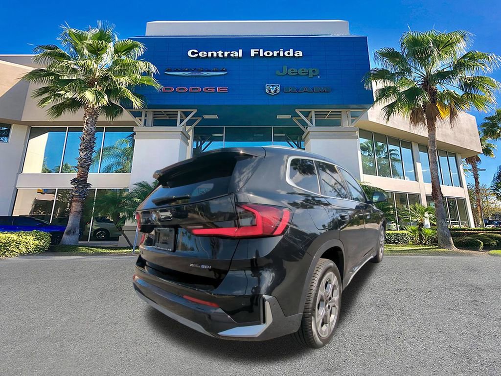 Used 2025 BMW X1 xDrive28i image 5