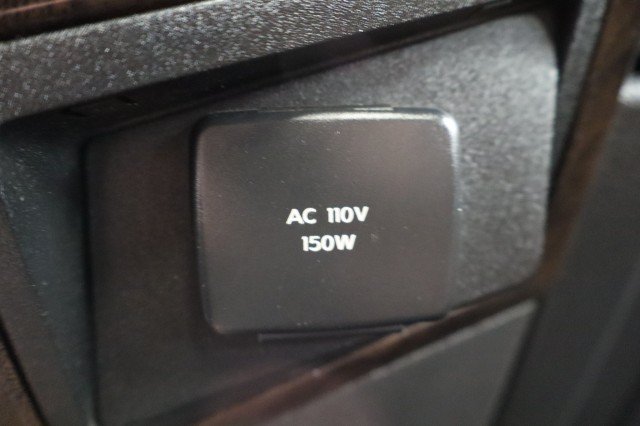 Used 2014 Ford F250 Platinum w/ FX4 Off-Road Package AWD/4WD image 49