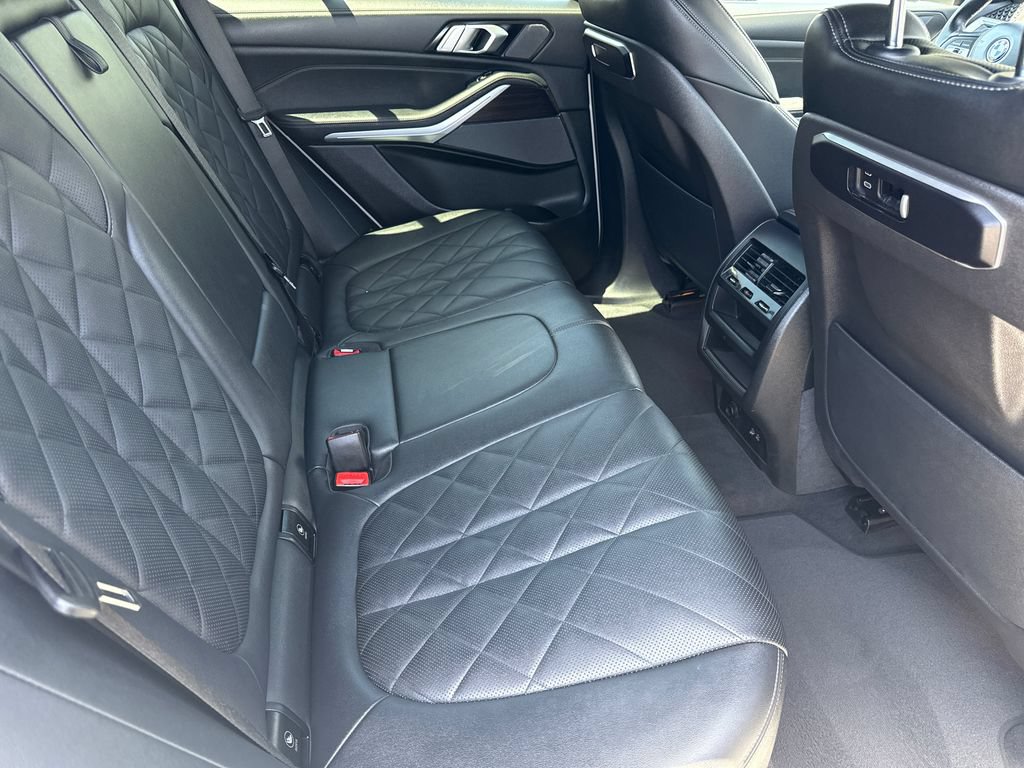 Certified 2024 BMW X5 xDrive40i w/ Premium Package AWD/4WD image 16