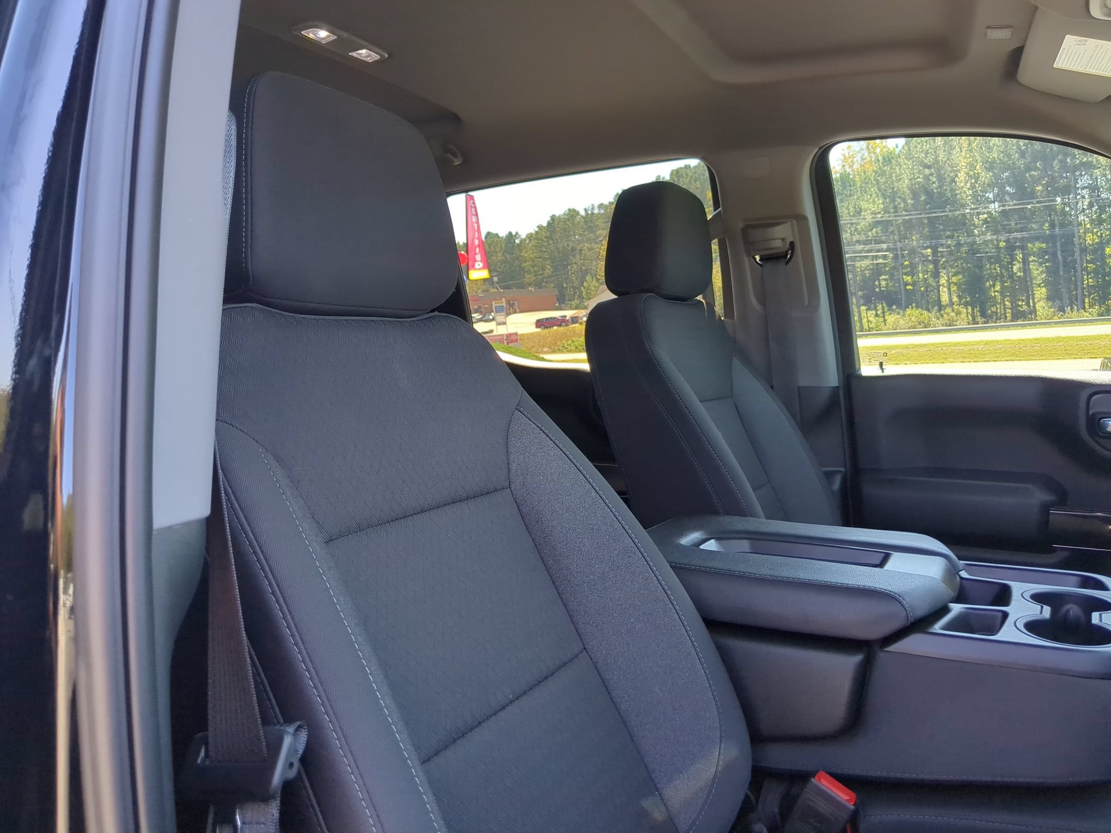Used 2025 Chevrolet Silverado 1500 Custom Trail Boss w/ Midnight Edition AWD/4WD image 25
