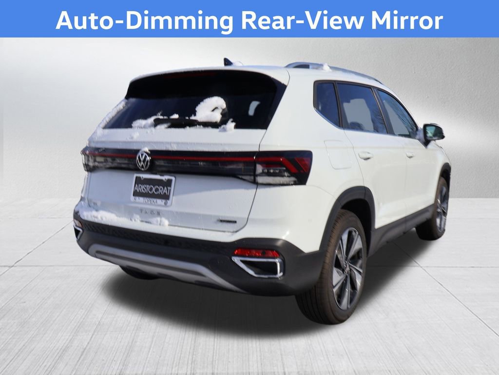 New 2026 Volkswagen Taos SE image 7