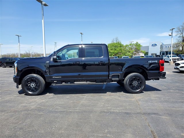New 2025 Ford F250 Lariat w/ Black Appearance Package image 3
