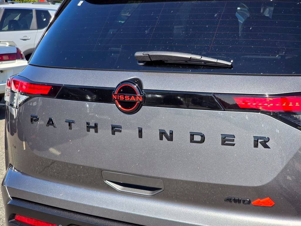 New 2026 Nissan Pathfinder Rock Creek AWD/4WD image 14