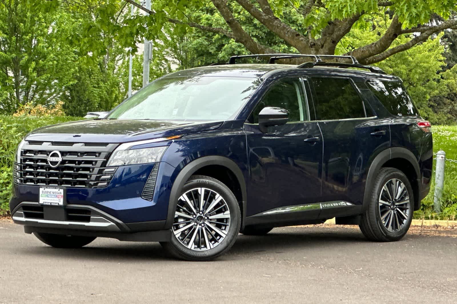 New 2026 Nissan Pathfinder Platinum AWD/4WD image 1