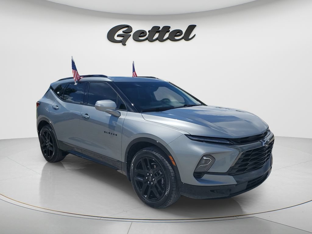 Used 2026 Chevrolet Blazer RS w/ Driver Confidence II Package FWD image 3