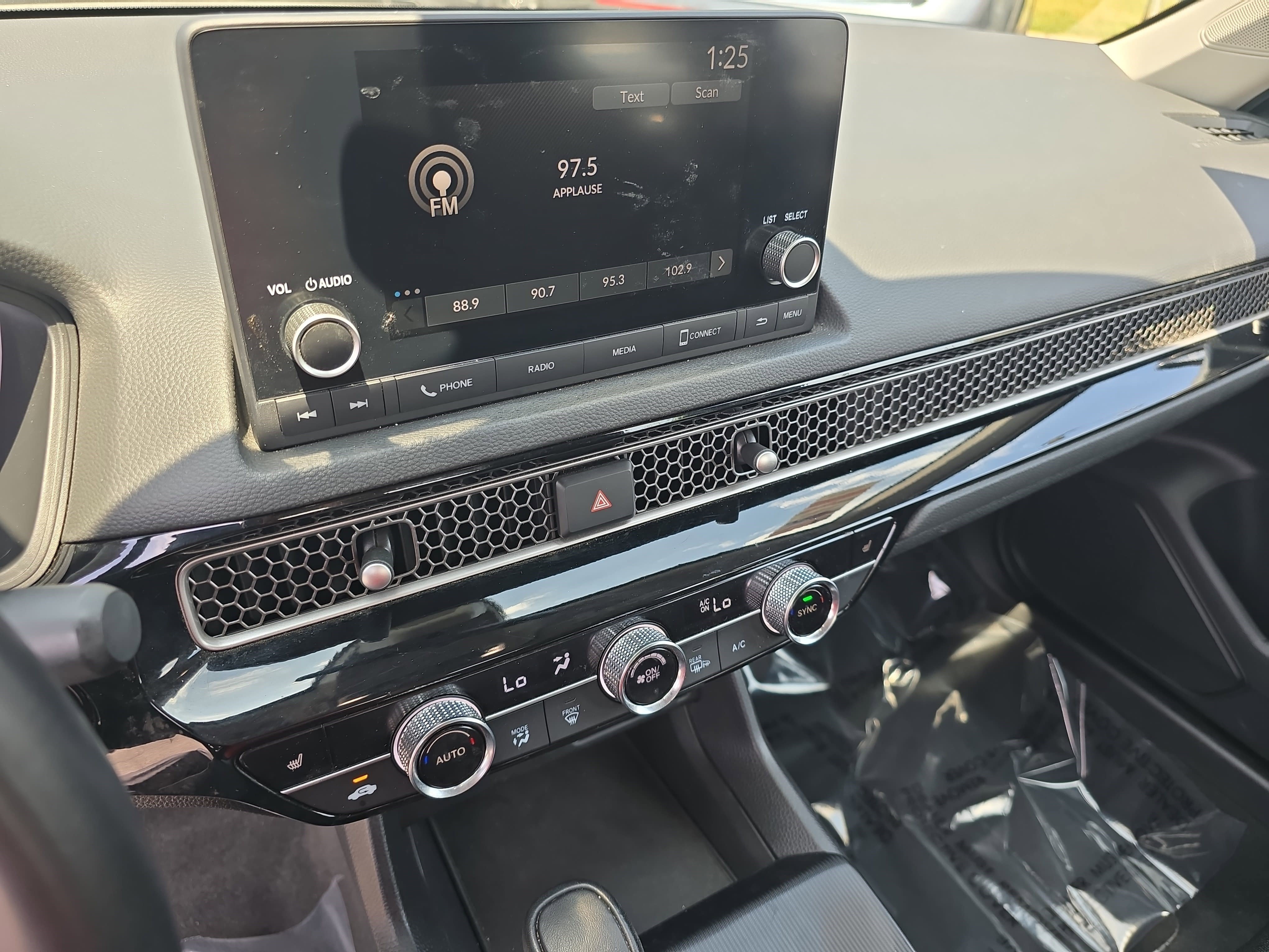 Used 2023 Honda Civic EX image 19