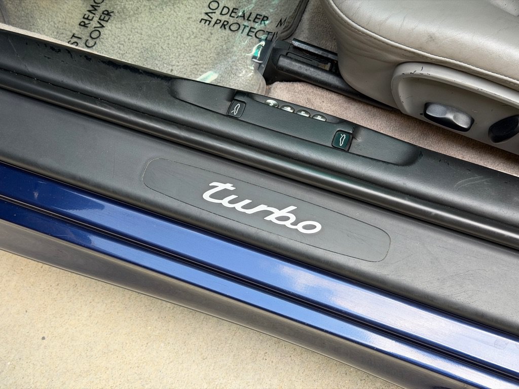 Used 2003 Porsche 911 Turbo AWD/4WD image 35