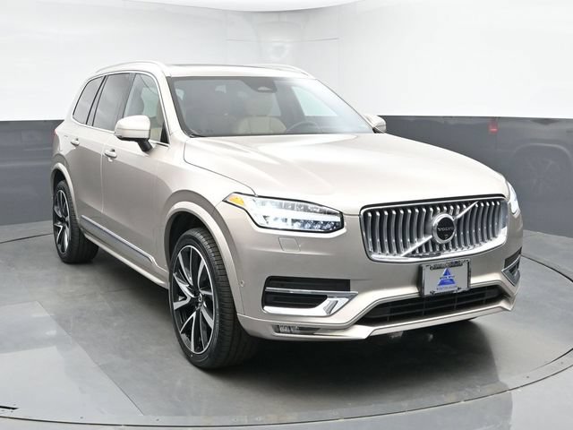 Used 2024 Volvo XC90 B6 Ultimate w/ Protection Package Premier AWD/4WD image 2