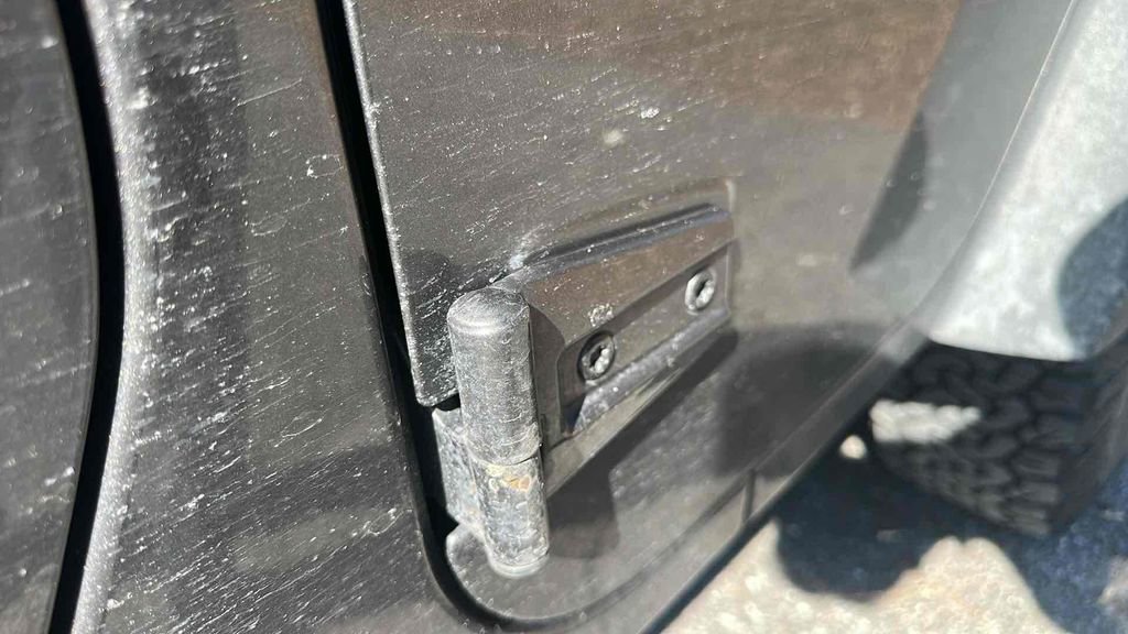 Used 2018 Jeep Wrangler Unlimited Sport S image 17