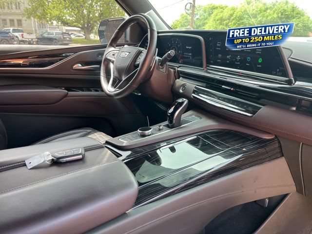 Used 2023 Cadillac Escalade V AWD/4WD image 23