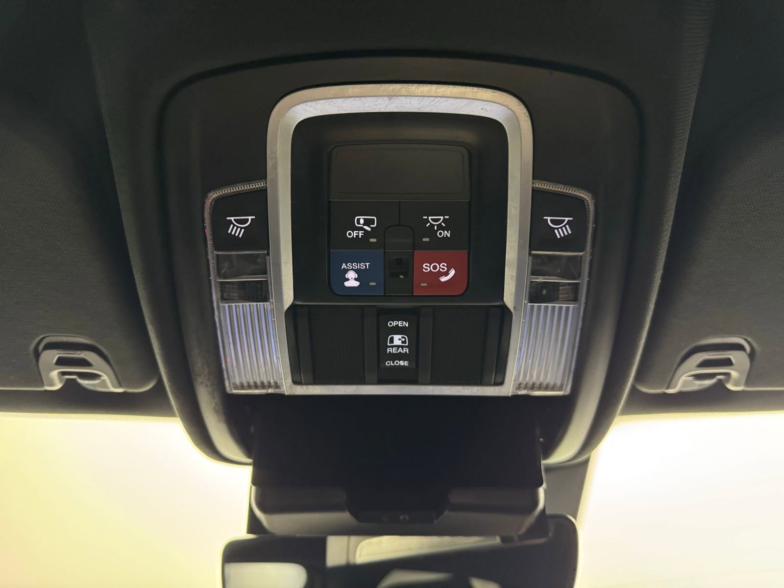 Used 2023 RAM 1500 Sport w/ G/T Package image 30