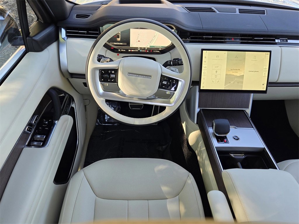 New 2025 Land Rover Range Rover SE image 8