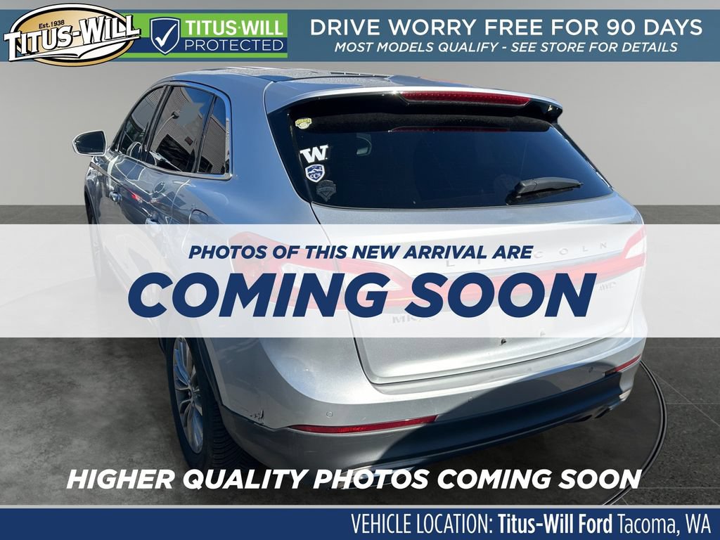 Used 2017 Lincoln MKX Select w/ Select Plus Package AWD/4WD image 4