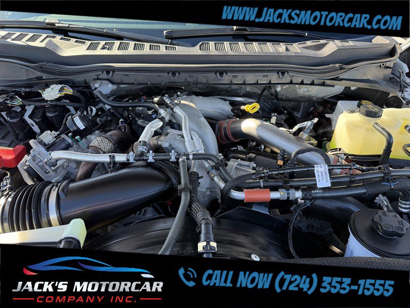 Used 2025 Ford F450 Platinum w/ FX4 Off-Road Package image 29