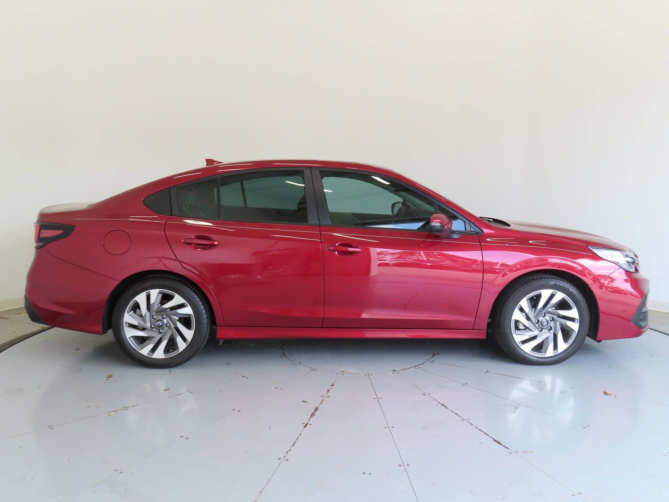 Used 2025 Subaru Legacy Limited image 2