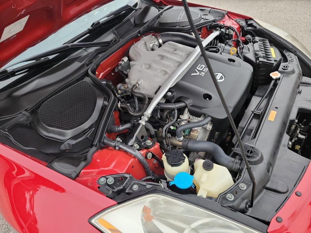 Used 2005 Nissan 350Z Grand Touring image 14