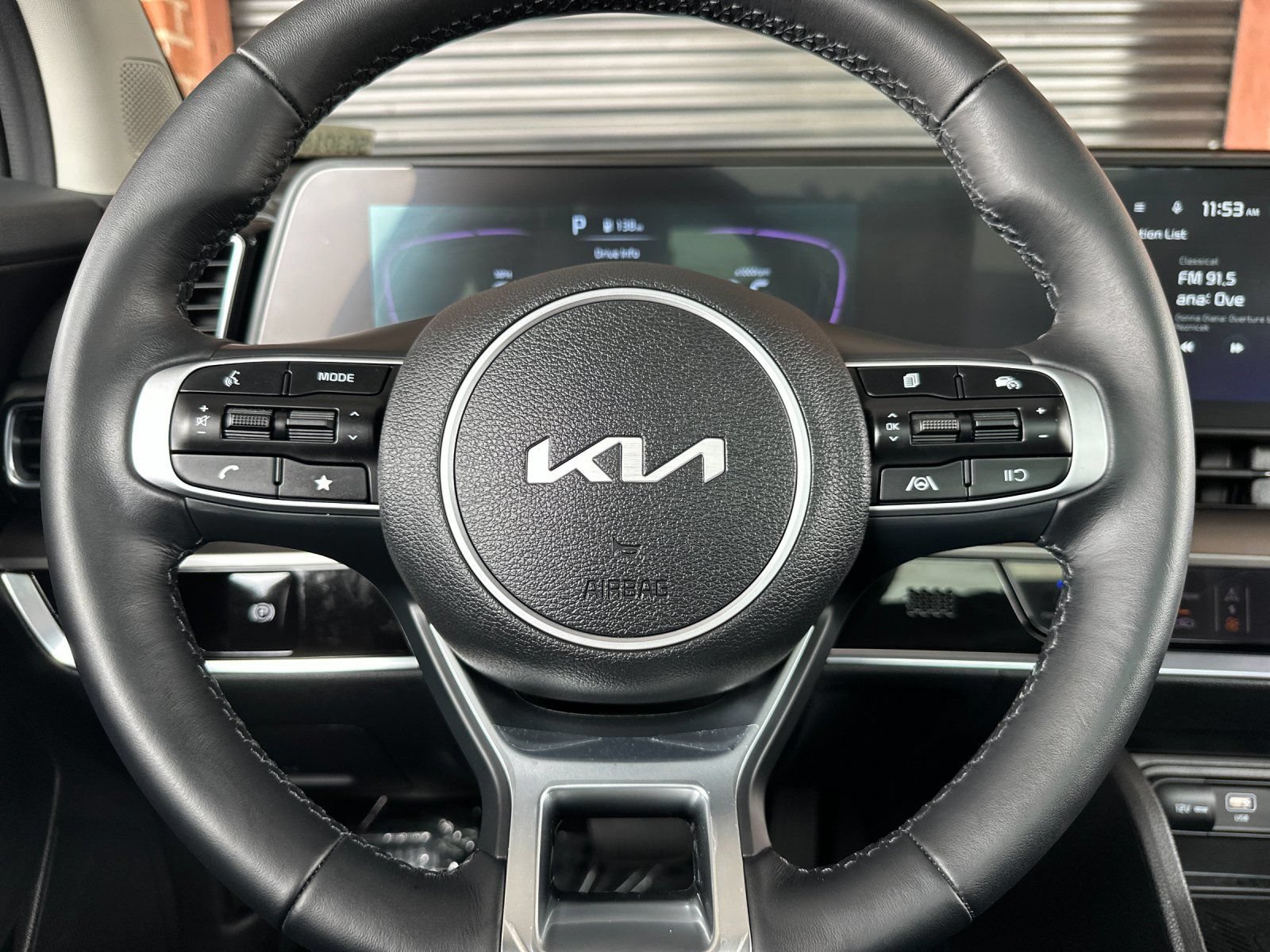 Used 2025 Kia Sportage EX w/ Premium Package FWD image 31