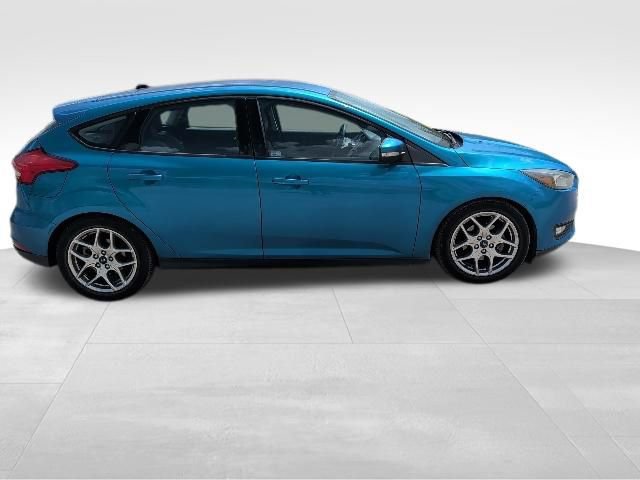 Used 2015 Ford Focus SE w/ Equipment Group 201A FWD image 2