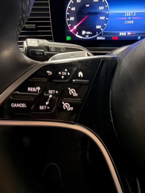 Used 2025 Mercedes-Benz GLE 350 4MATIC image 17
