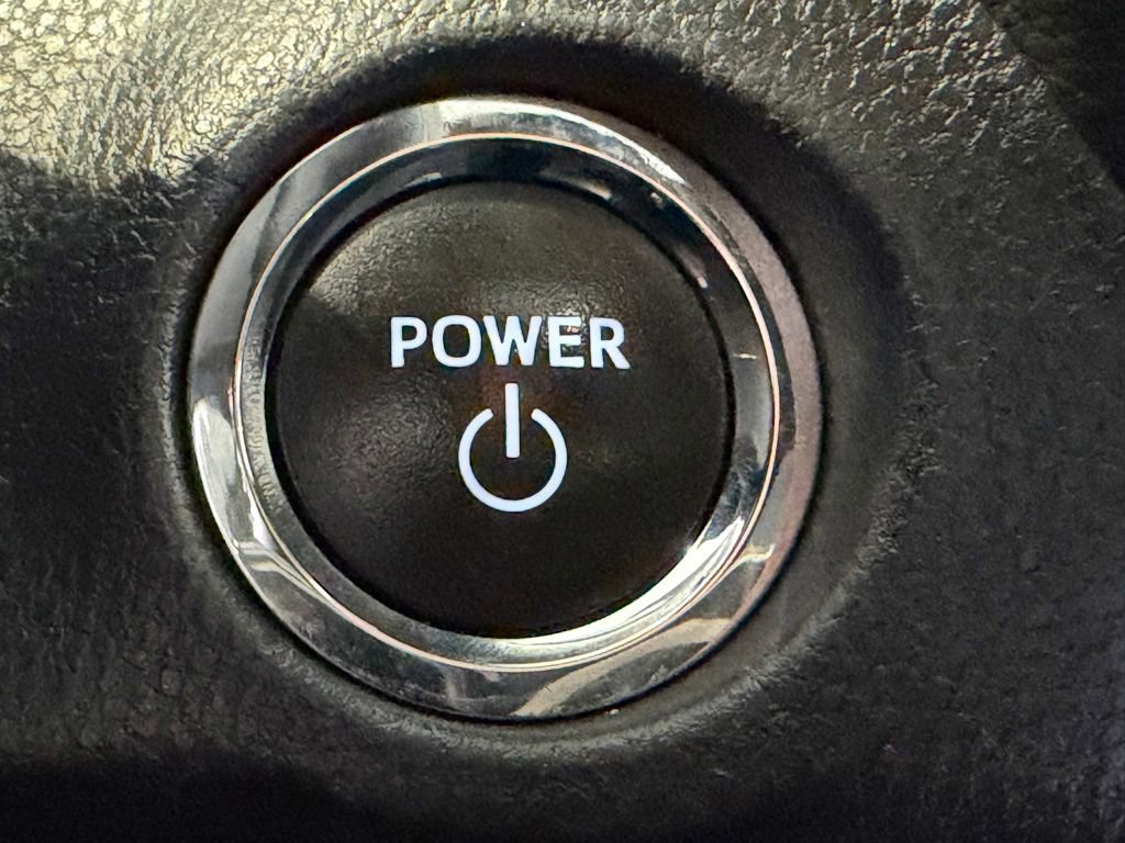 Used 2023 Toyota RAV4 XSE AWD/4WD image 28