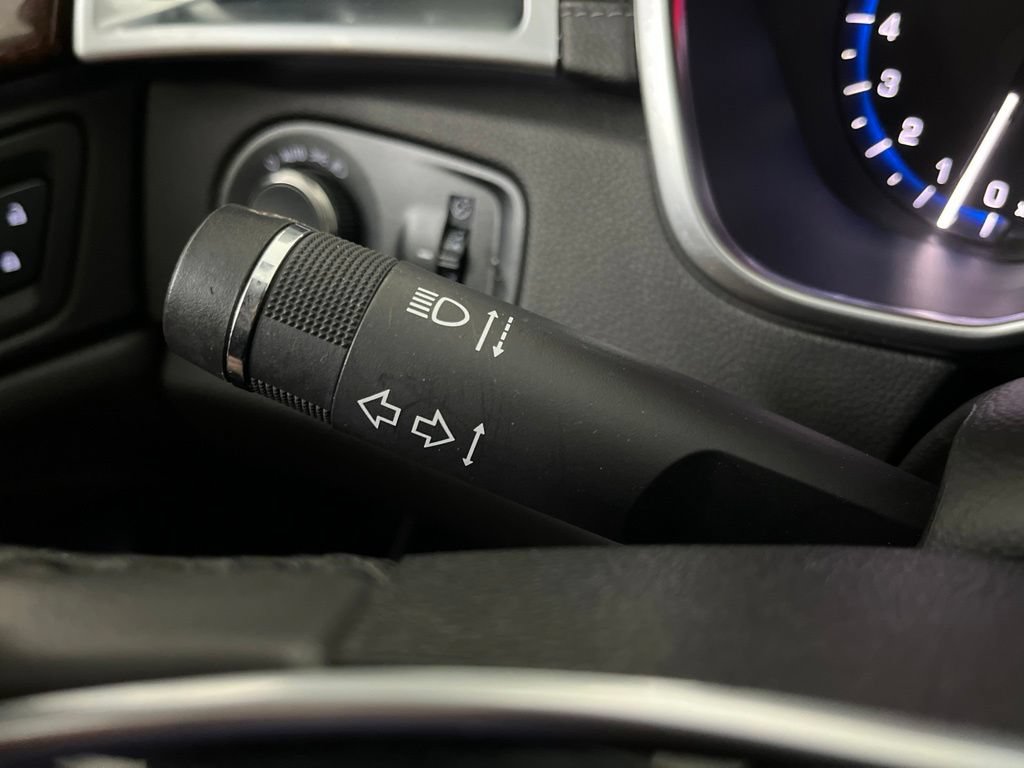 Used 2016 Cadillac SRX Luxury FWD image 62