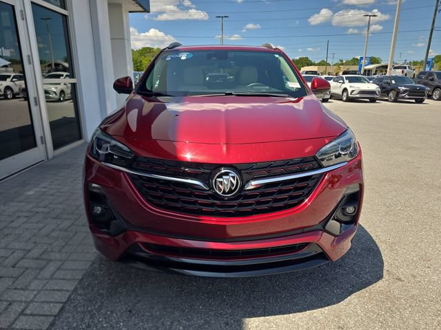 Certified 2022 Buick Encore GX Essence w/ Advanced Technology Package FWD image 2