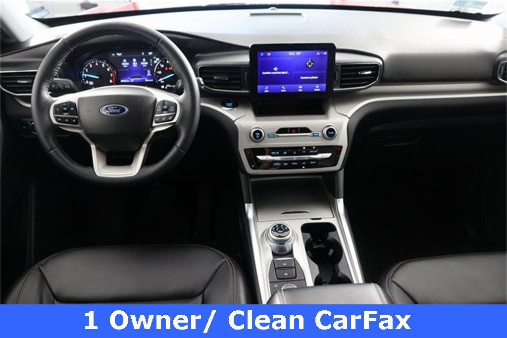 Used 2023 Ford Explorer XLT w/ Equipment Group 202A image 2