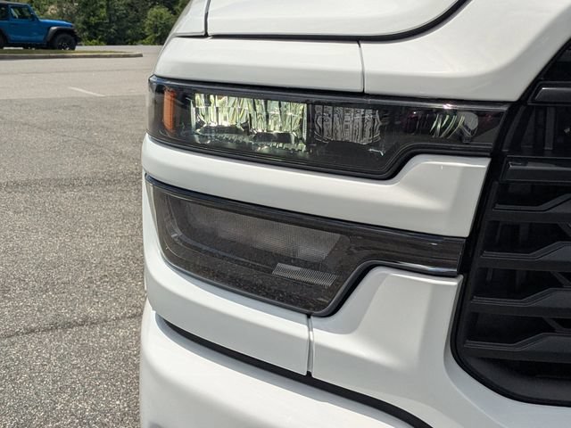 New 2026 RAM 2500 Tradesman AWD/4WD image 10