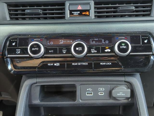 Used 2023 Honda Pilot TrailSport image 10