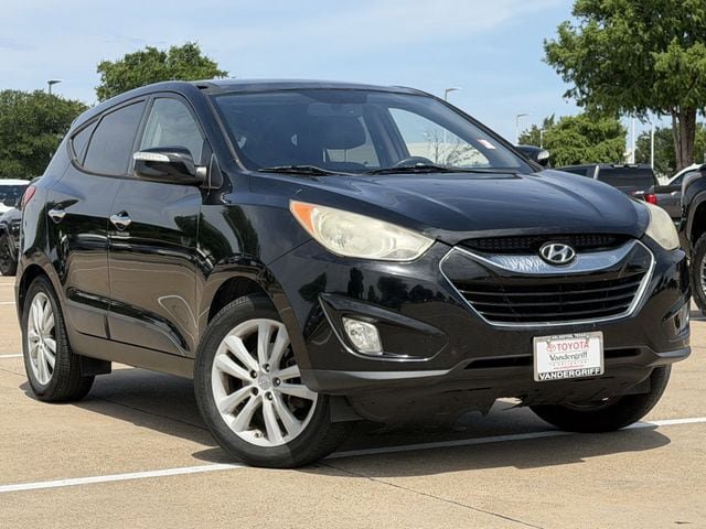 Used 2013 Hyundai Tucson Limited w/ Premium Pkg FWD image 2