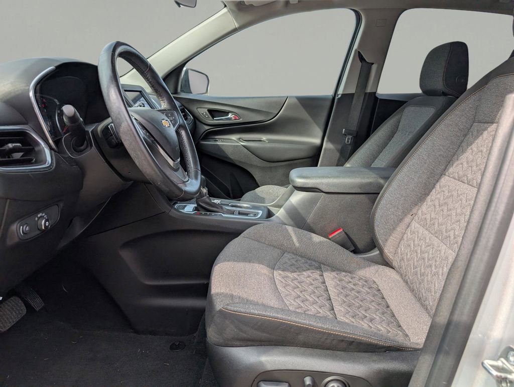 Used 2022 Chevrolet Equinox LT image 17