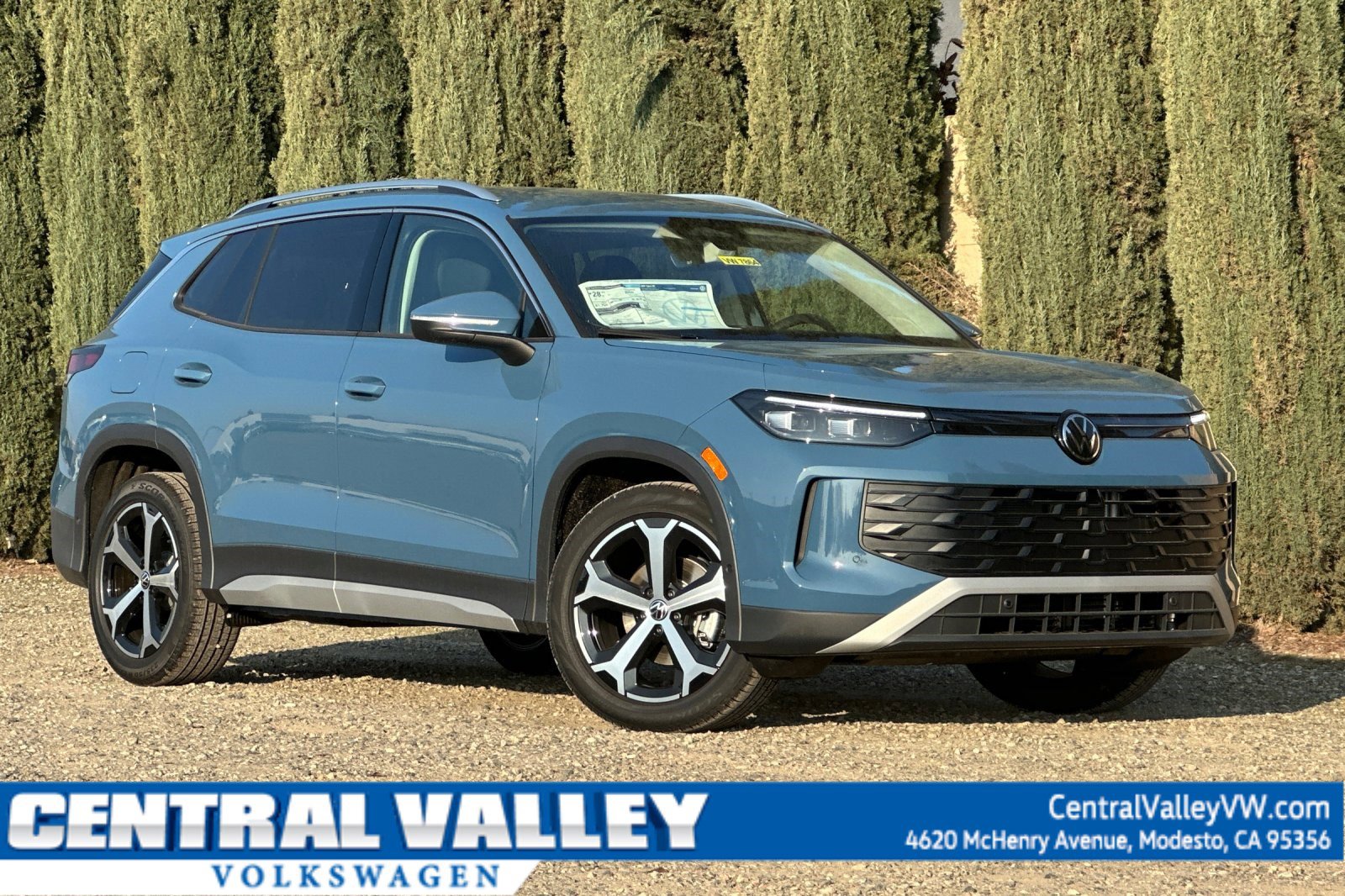 New 2026 Volkswagen Tiguan SE