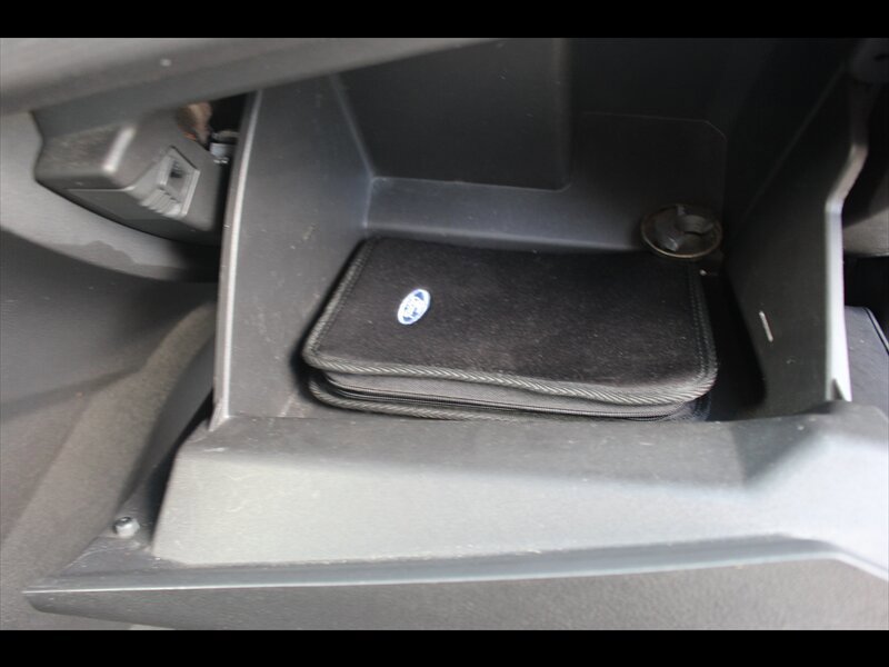 Used 2016 Ford Transit Connect XL image 21