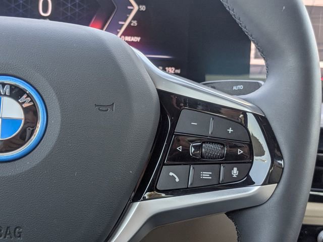 Used 2025 BMW i4 eDrive40 w/ Premium Package image 28