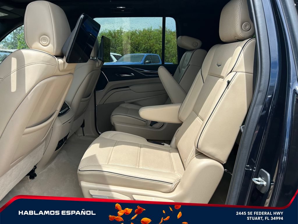 Used 2021 Cadillac Escalade ESV Premium Luxury w/ Driver Assist Tech Package RWD image 11