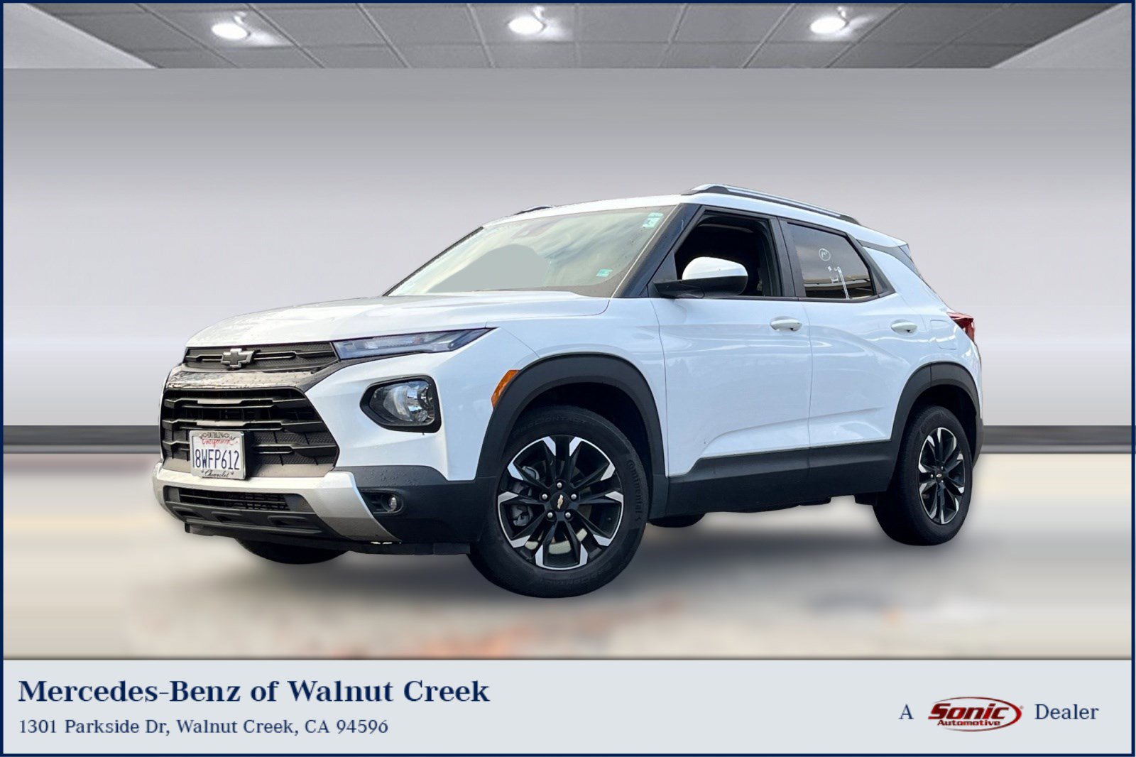 Used 2021 Chevrolet TrailBlazer LT w/ Convenience Package image 1