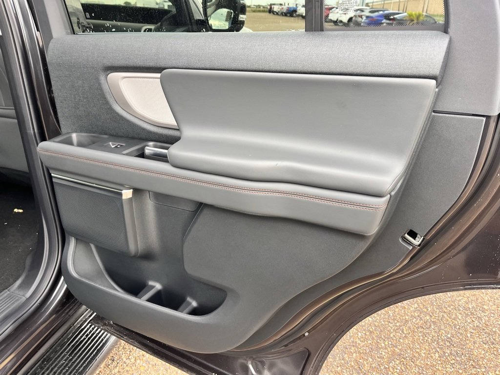 New 2025 Ford Expedition Active image 20