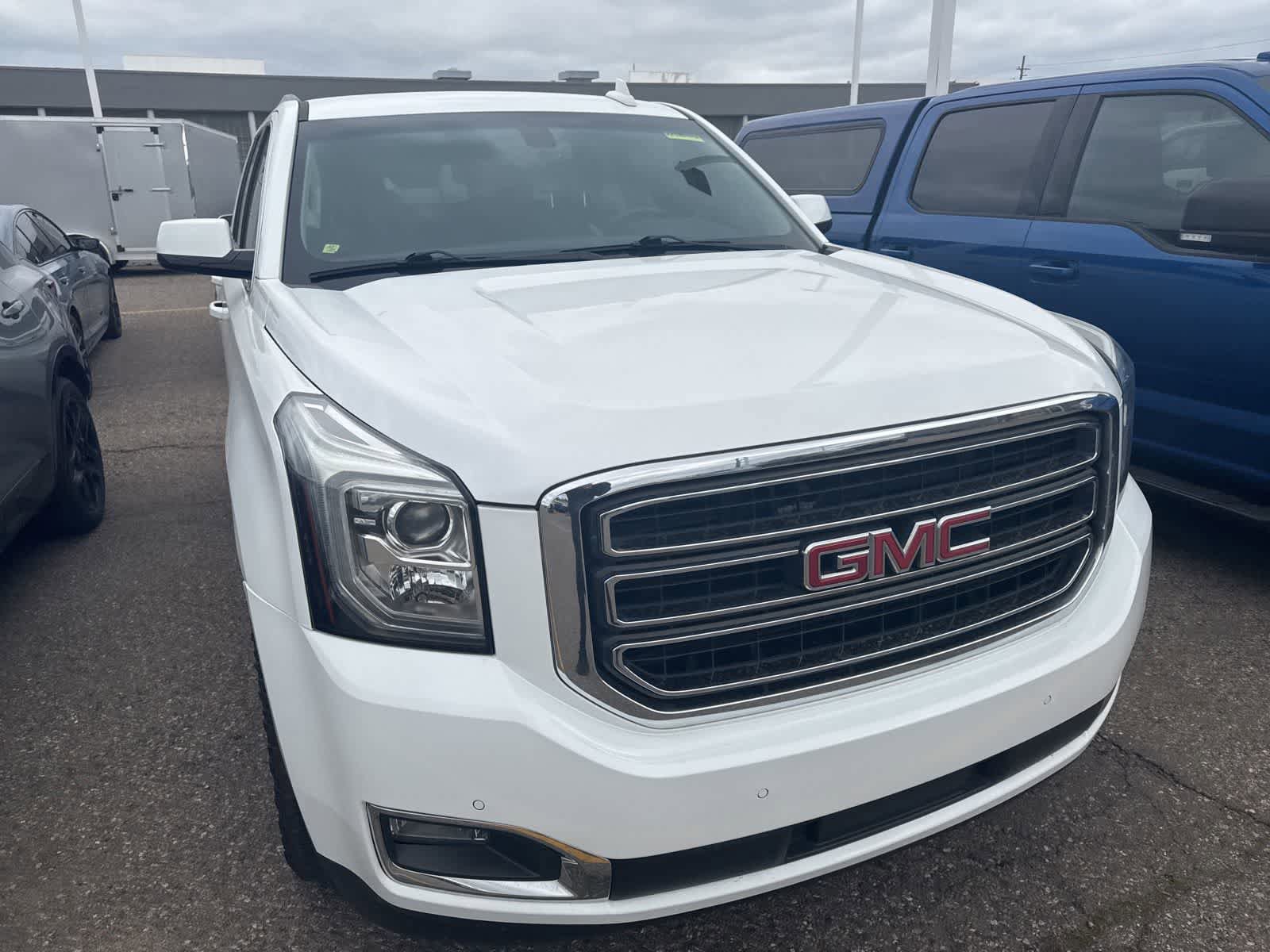 Used 2019 GMC Yukon SLE w/ Convenience Package AWD/4WD image 19