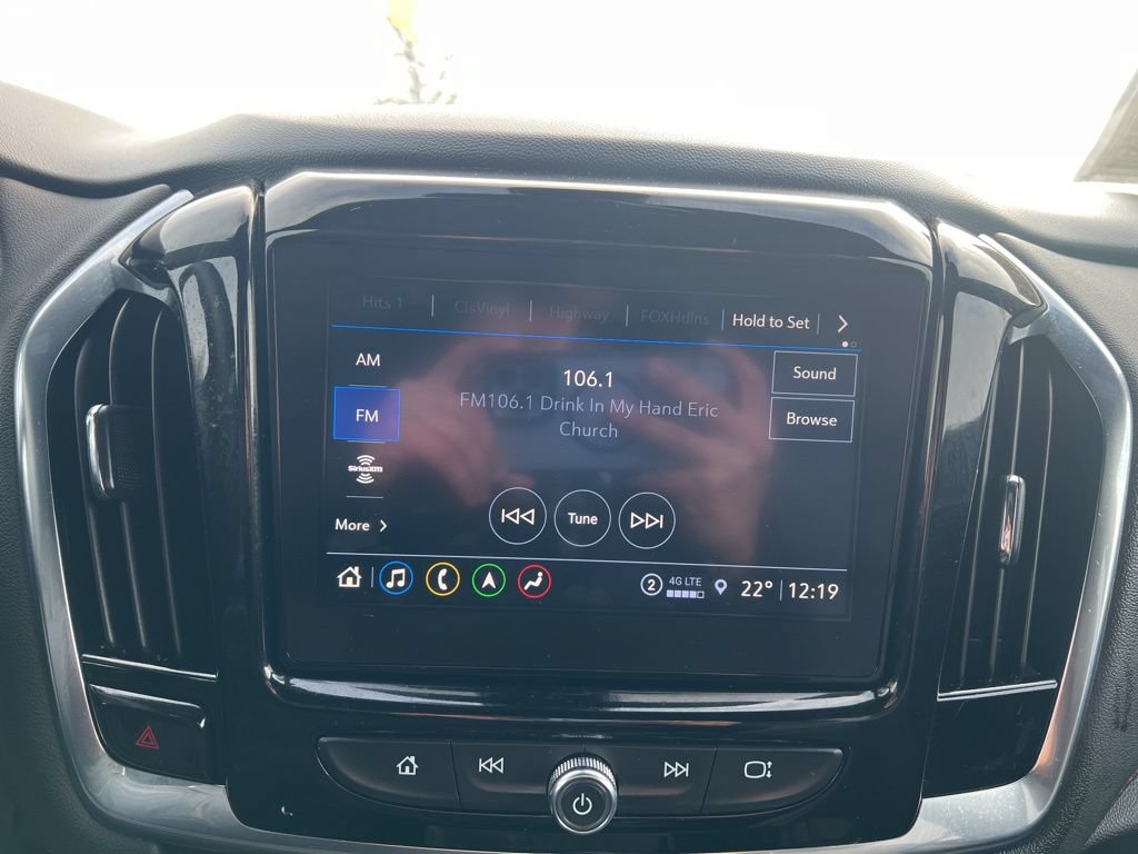 Used 2023 Chevrolet Traverse RS AWD/4WD image 21