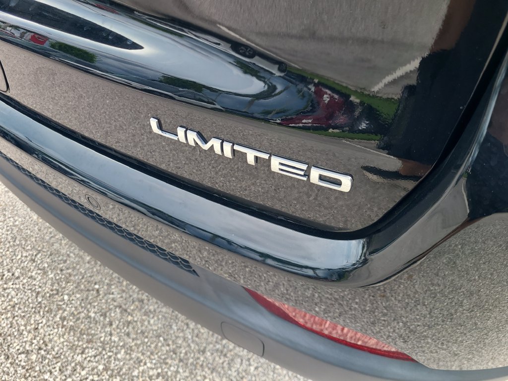 Used 2024 Jeep Compass Limited AWD/4WD image 10